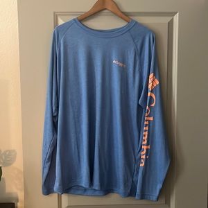 Columbia performance long sleeve t shirt.
